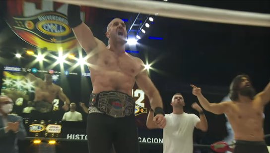 Claudio Castagnoli wins the CMLL World Heavyweight Championship