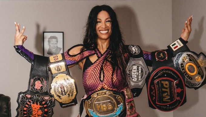 Chris Jericho posts birthday selfie, Mercedes Mone successful in Rome