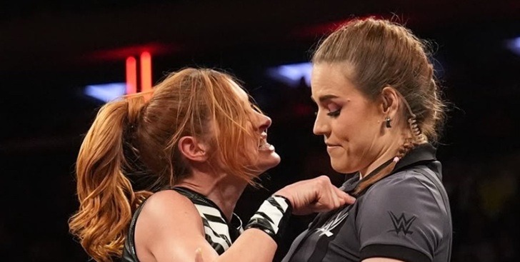 Becky Lynch still going after Jessika Carr, encourages fans to give the gift of Becky for the Holidays