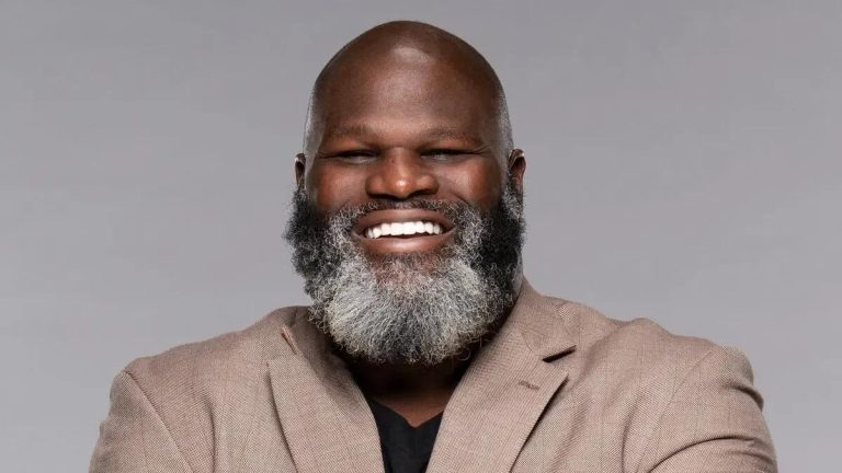 Mark Henry says stop arguing with fans on social media, The Rock on losing friends to addition/suicide